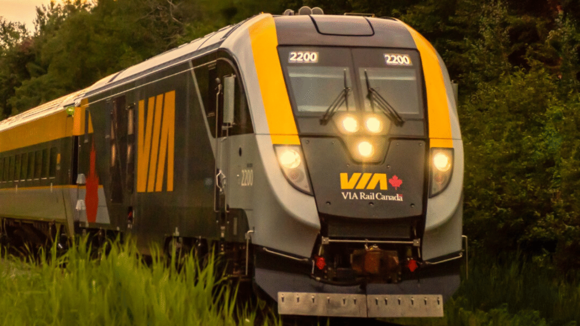 VIA Rail Canada 5120x1080 ultra-wide cinematic video